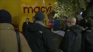 Mayor de Blasio Delivers Remarks at Macy’s Thanksgiving Day Parade Balloon Inflation