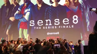 Sense8 Premiere Cast & Fan Sing 4 Non Blondes Netflix Whats Up 2018 Linda Perry Live