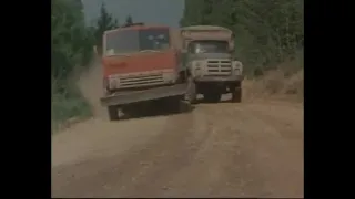 Найти и обезвредить (1982) - truck chase scene