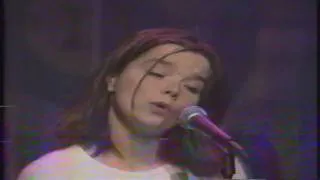 Bjork - Come To Me (MTV's 120 minutes) 1993