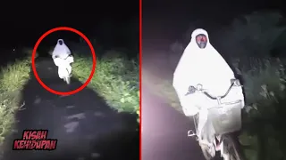 Awalnya dikira Ibu-ibu Bersepeda, Ternyata Pocong? Penampakan Hantu Terjelas dan Seram