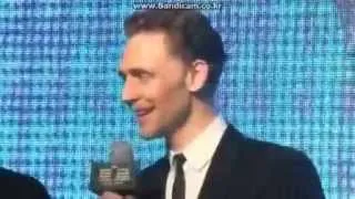 Tom Hiddleston le da al público de Corea un mensaje de Loki