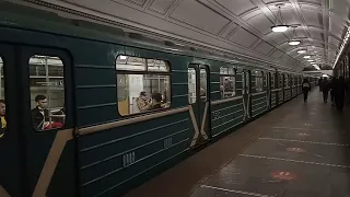 Состав "81-717/714" Номерной на станции "Белоруская"