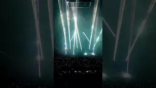 Swedish House Mafia dropping "One" with a futuristic laser show