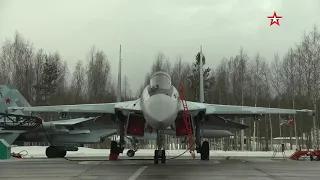 Russian Su-35S and Su-30SM live fire exercise