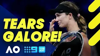 Danielle Collins has the whole crowd in raptures during beautiful speech | Australian Open 2022