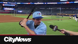 Blue Jays players hilariously channel their inner ‘Jano’