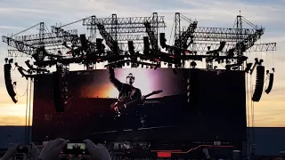 Muse - Uprising (Live at Letnany Airport, Praha)