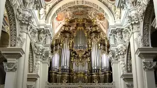 Toccata and Fugue in D Minor (Best Version Ever)