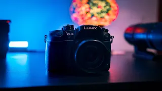 Panasonic GH4 صغيرة و محاينها كبار