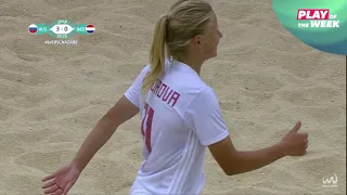 Stunning beach soccer volley from Russia's Marina Federova? 🥅🔥🇷🇺