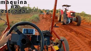 máquinas estão arrumando as estradas para andar com sucatinha kk