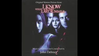 OST I Know What You Did Last Summer: 34. Julie Takes A Cruise