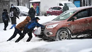 Урал завалило снегом