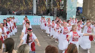 Танец 100 женщин на День России 12.06.2019