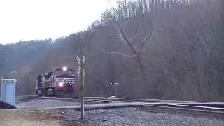 Two Dash 9s in NS Light Power Move 99V