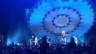 Official Live (HD) Paramore Misery Buisness