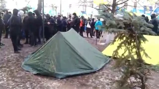 Срочно!! Под Верховной Радой установили палатки!!