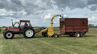 Fiat 110 90 4wd & New Holland 400 forager