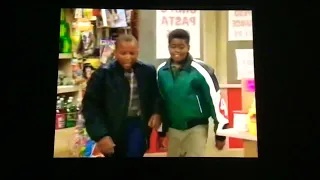 Kenan And Kel Santa Claus Beat Up Chris