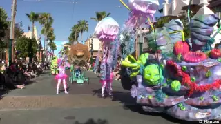 Disneyland Pixar Play Parade 2016