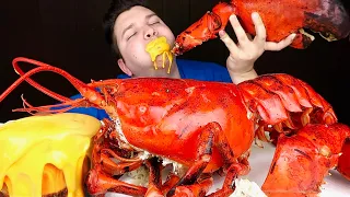 Cheesy Giant 15 Pound Whole Lobster With Cheese Sauce • MUKBANG