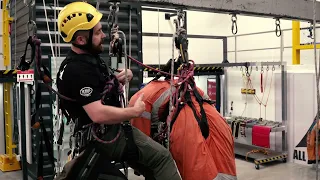 L2  Snatch rescue from fixed aid climb