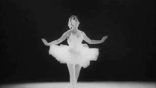 Dying Swan - early Russian ballerinas - Pavlova, Ulanova, Toumanova, Plisetskaya, Kondratieva