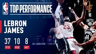 LeBron James Puts On A Show With A Thunderous Jam In Barclays!