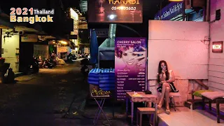 Bangkok night scene, Walk Tour 4K BTS PhromPhong To Sukhumvit24/1, 2021 Thailand Trip Vlog🇹🇭