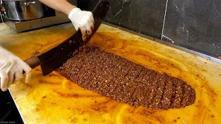 Most Different Lahmacun With Walnuts And Pomegranate Molasses | Turkish Street Foods
