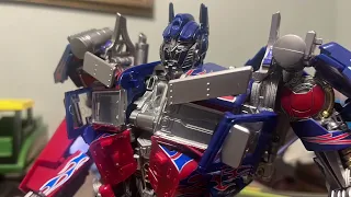 Optimus vs scourge stop motion