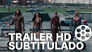 Justice League - Comic Con Sneak Peek [HD] | Subtitulado por  Somos Cinéfilos