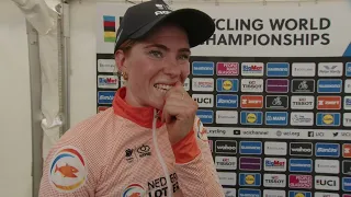 Demi Vollering - Interview at the finish - Women ITT Glasgow UCI World Championships 2023