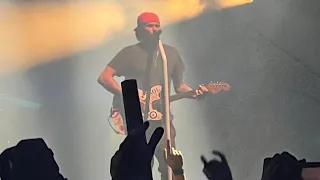 Turpentine - Blink-182 Live (Sydney February 16th Qudos Bank Arena)