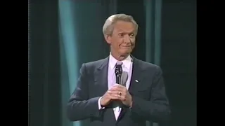 Mel Tillis tells a quick story - Two Old Men & A Frog - From 1993