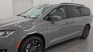 AWD LAUNCH EDITION 2020 CHRYSLER PACIFICA TOURING L QUADS THIRD CERAMIC GRAY 4K WALKAROUND 14488Z