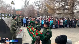 В Хакасии почтили память земляков, погибших в локальных войнах и военных конфликтах