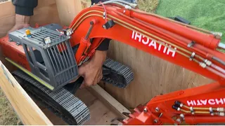 Unboxing HITACHI 1/12 Hydraulic RC Excavator