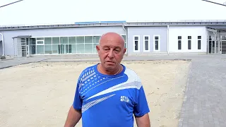 В Брянске завершают строительство футбольного манежа