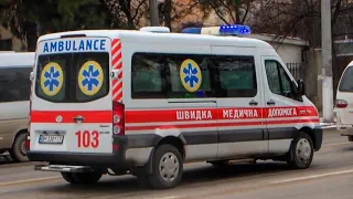 Compilation of ambulances in Ukraine responding with lights/sirens
