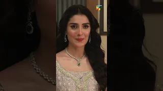 Ufff OMG Husan Ki Devi l Beauty Queen l 𝐀𝐲𝐞𝐳𝐚 𝐊𝐡𝐚𝐧 #danishtaimoor #chandtara #funnyvideo #shorts