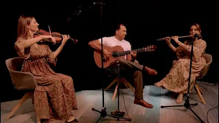 "Roma" by Vicente Amigo - Performed by Paul (Guitar), Julia (Violin), Nailyn (Flute).