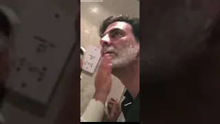 Akshay kumar❤cute video with his daughter Nitara. Nitara shave his father akshay 🥰