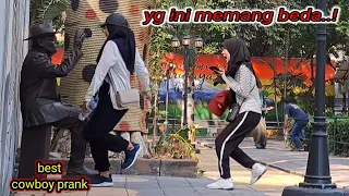 Vidio lucu statue prank|best reactions||lelucon patung hidup