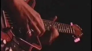 Brian May - (1991) Solo Guitar / Tie Your Mother Down [featuring Steve Vai & Joe Satriani]