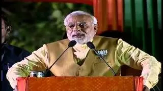 Shri Narendra Modi addressing a public meeting in Kolkata, West Bengal