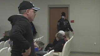 Tempers flare at local Illinois school meeting on masking