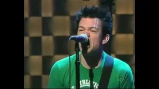 Sum 41 - The Hell Song (Live At Late Night With Conan O'Brien 03/27/2003)