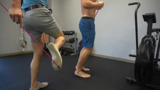 Barefoot Running Drills! How to Build Barefoot Strength for Running -MoveU